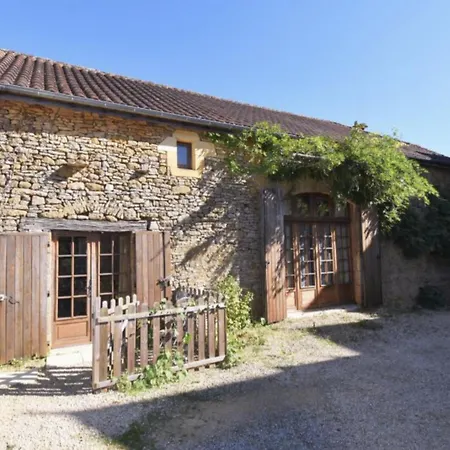 La Grange De Poncet בית נופש *