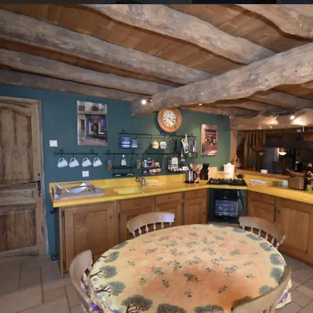 בית נופש La Grange De Poncet