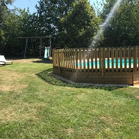 בית נופש La Grange De Poncet *